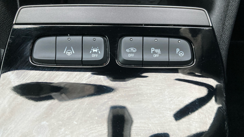 Vauxhall Mokka 100kW Ultimate 50kWh 5dr Auto Electric Hatchback